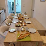 Casiola - Relaxing With Private Sauna וילה